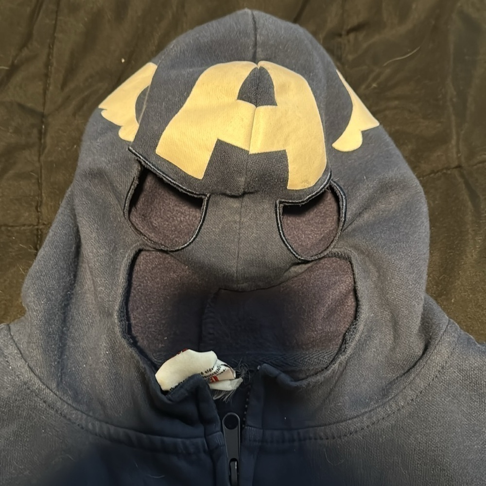 Captain America Zip up jacket - Picture 2 of 5